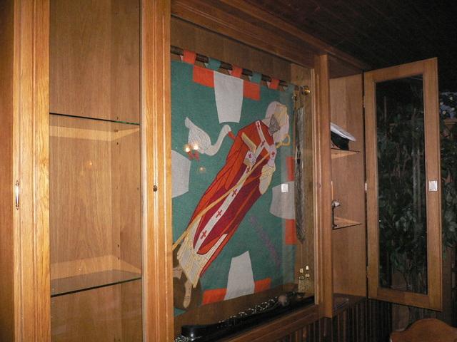 Fahnenschrank 029.jpg